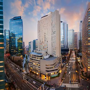 מלון Hilton